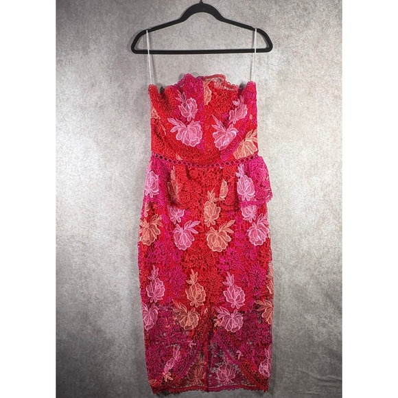 Elliatt Dresses & Skirts - Elliatt X Revolve Times Dress Womens Large Pink Strapless Lace Peplum Floral NEW